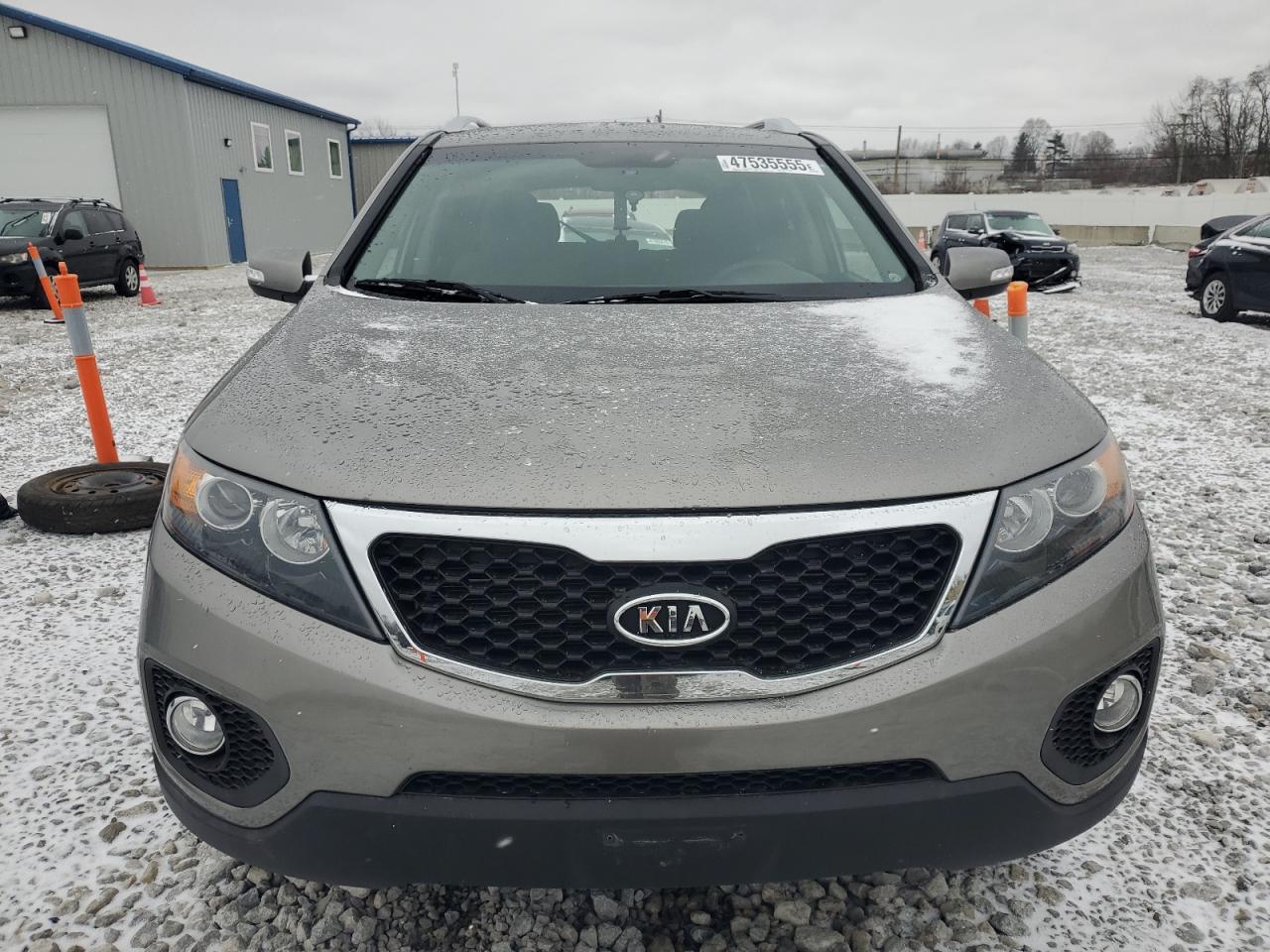 2013 KIA Sorento VIN 5XYKT3A62DG353313 Copart auction photo, rear end damage thumbnail 5