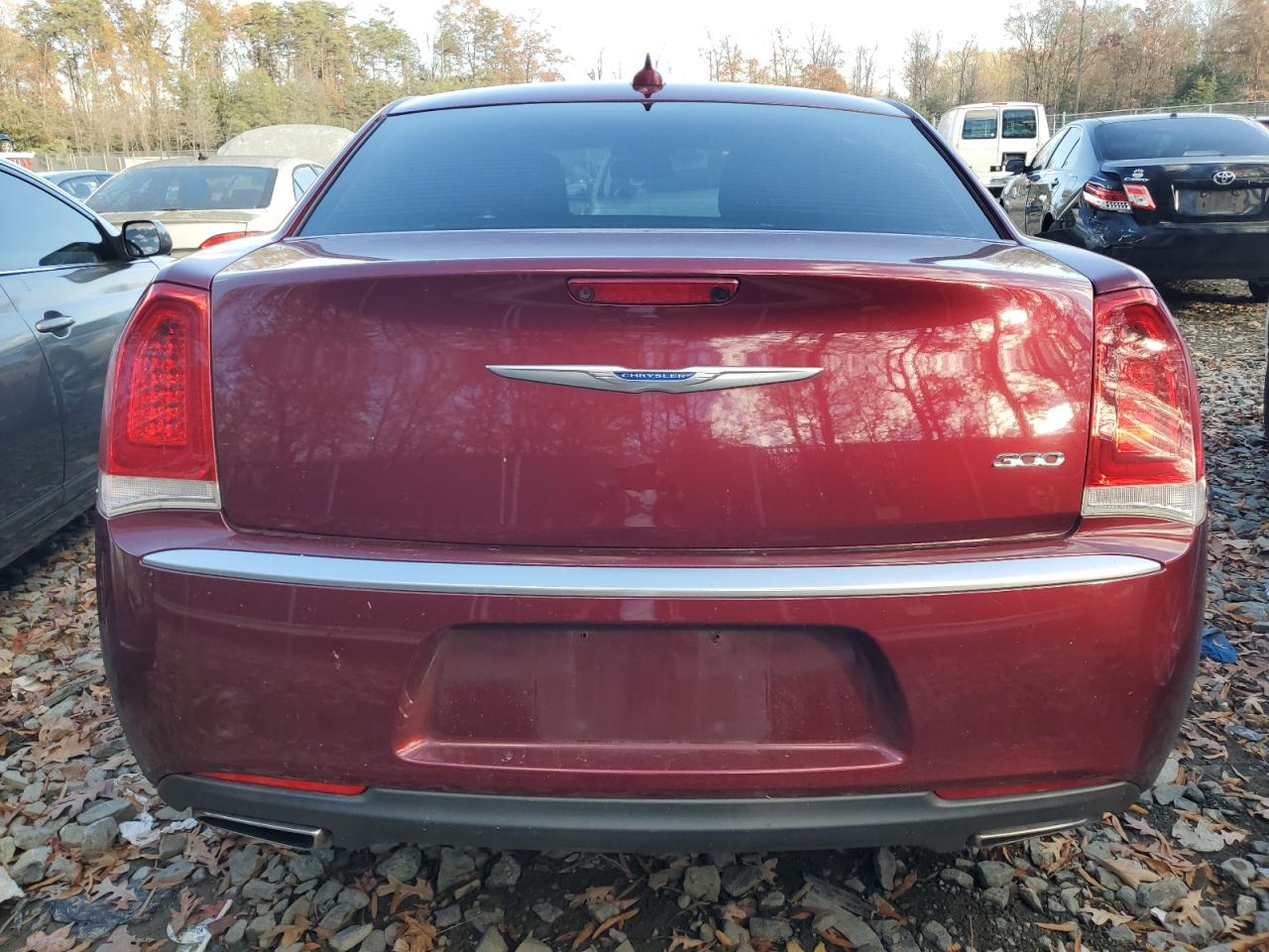 2018 Chrysler 300 VIN 2C3CCAAG2JH330939 Copart auction photo, undercarriage damage thumbnail 6