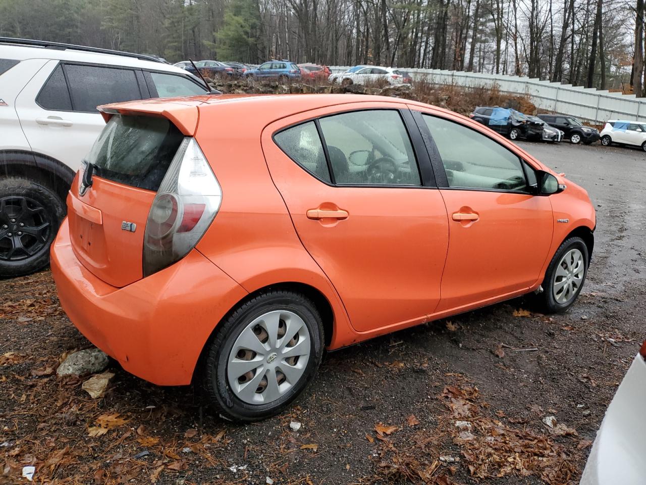 2012 Toyota Prius VIN JTDKDTB35C1015808 Copart auction photo, front end / mechanical damage thumbnail 3