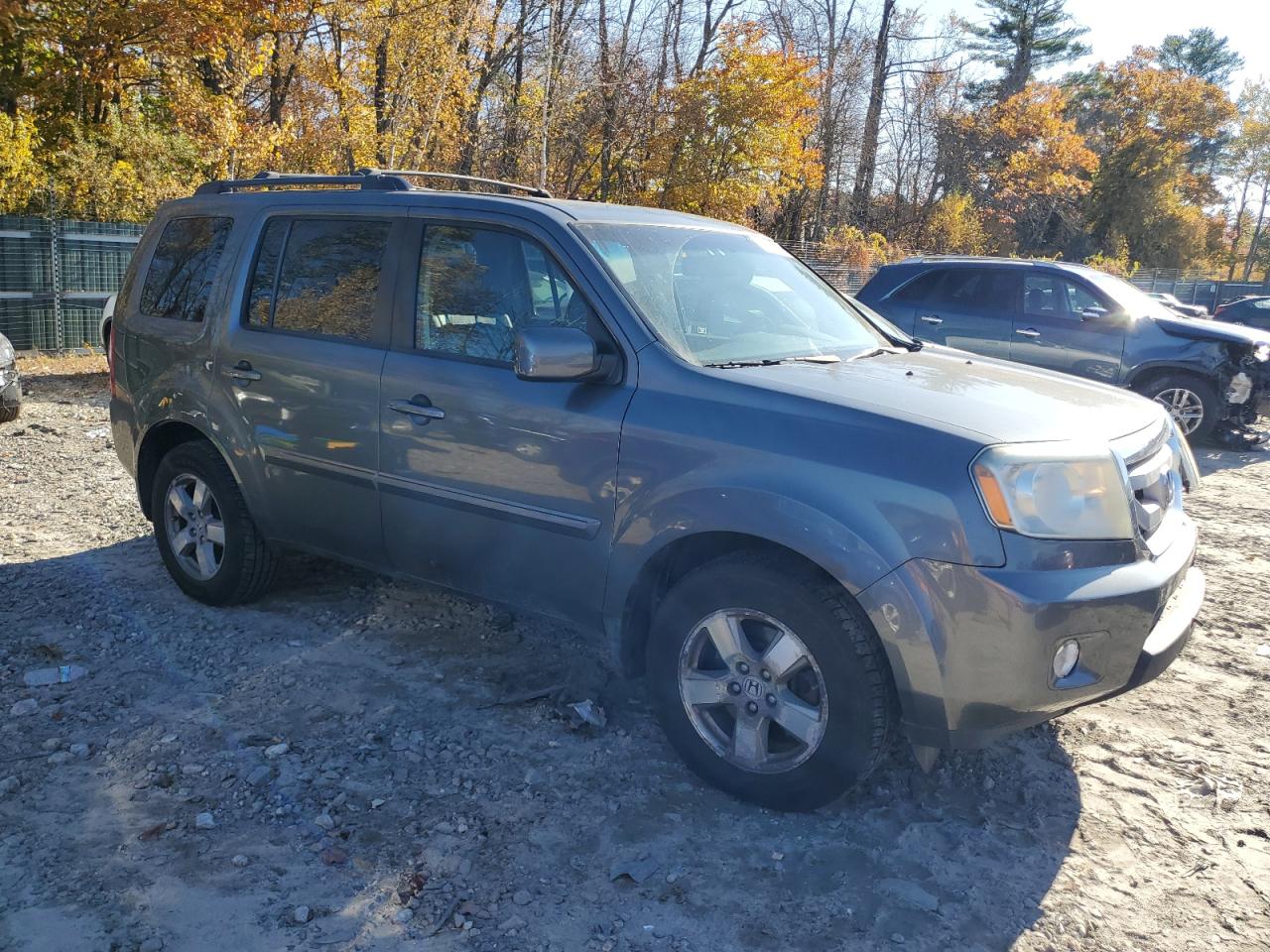 2011 Honda Pilot VIN 5FNYF4H52BB005651 Copart auction photo, front end / minor dent/scratches damage thumbnail 4