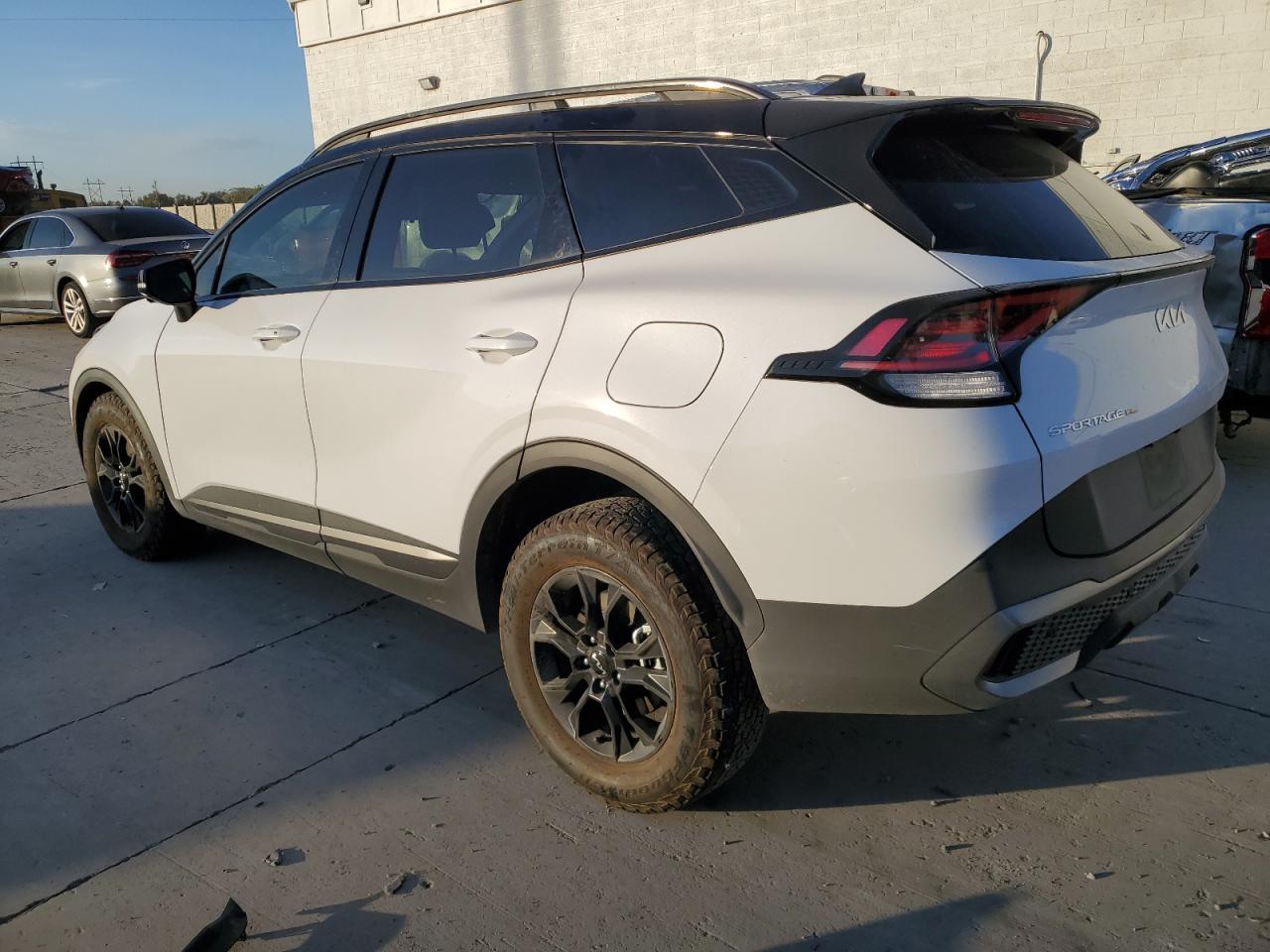 2024 KIA Sportage VIN 5XYK7CDF6RG180032 Copart auction photo, front end damage thumbnail 2