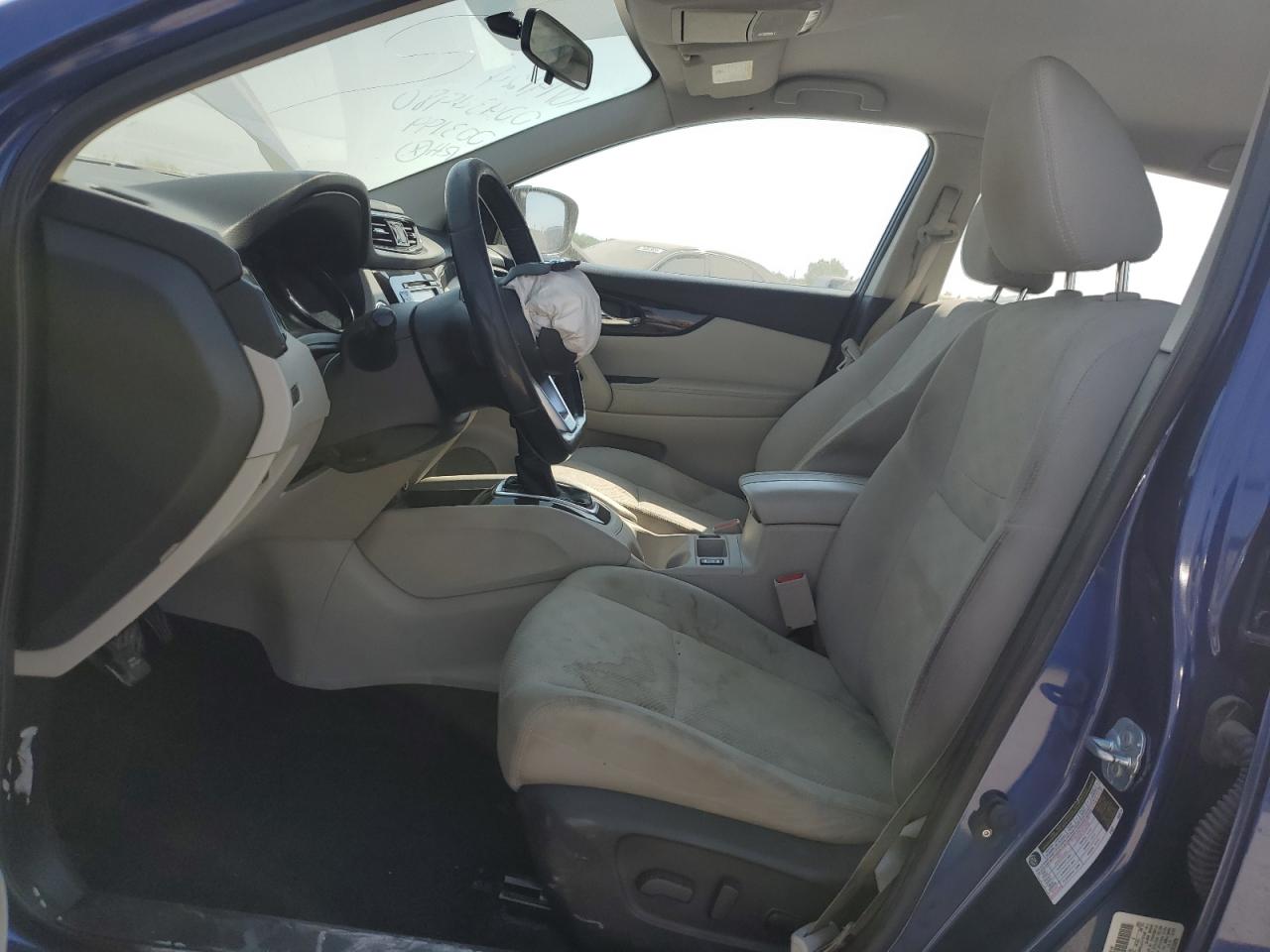 2017 Nissan Rogue VIN JN1BJ1CP7HW003199 Copart auction photo, front end / minor dent/scratches damage thumbnail 7