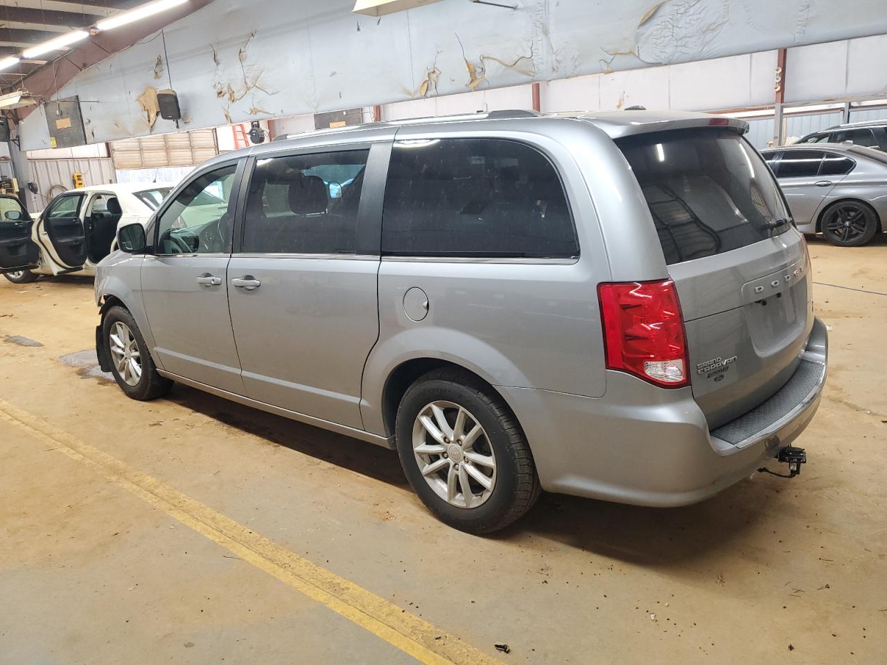 2019 Dodge Caravan VIN 2C4RDGCG8KR656632 Copart auction photo, front end damage thumbnail 2