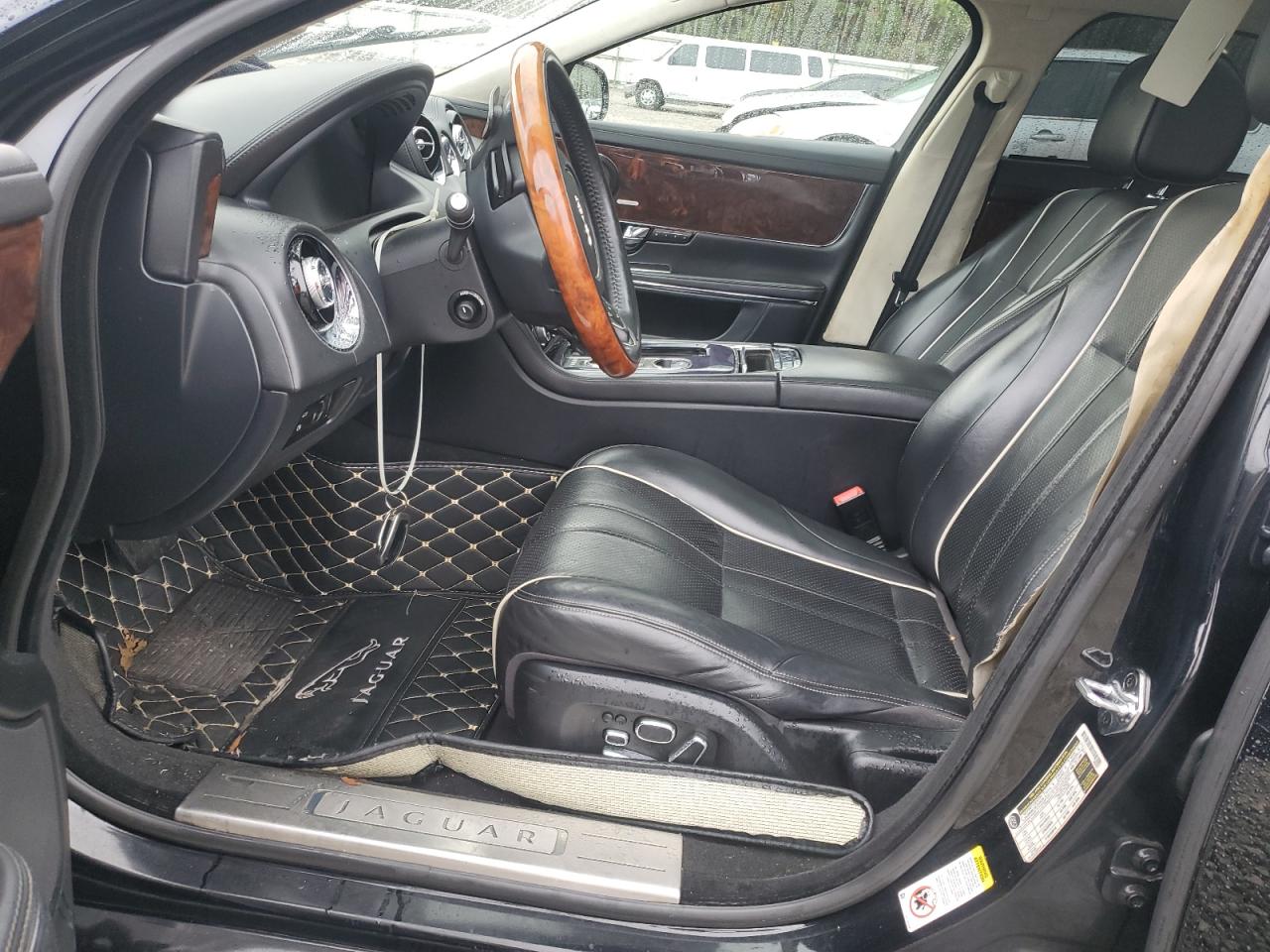 2012 Jaguar XJ VIN SAJWA2GB1CLV28919 Copart auction photo, mechanical damage thumbnail 7