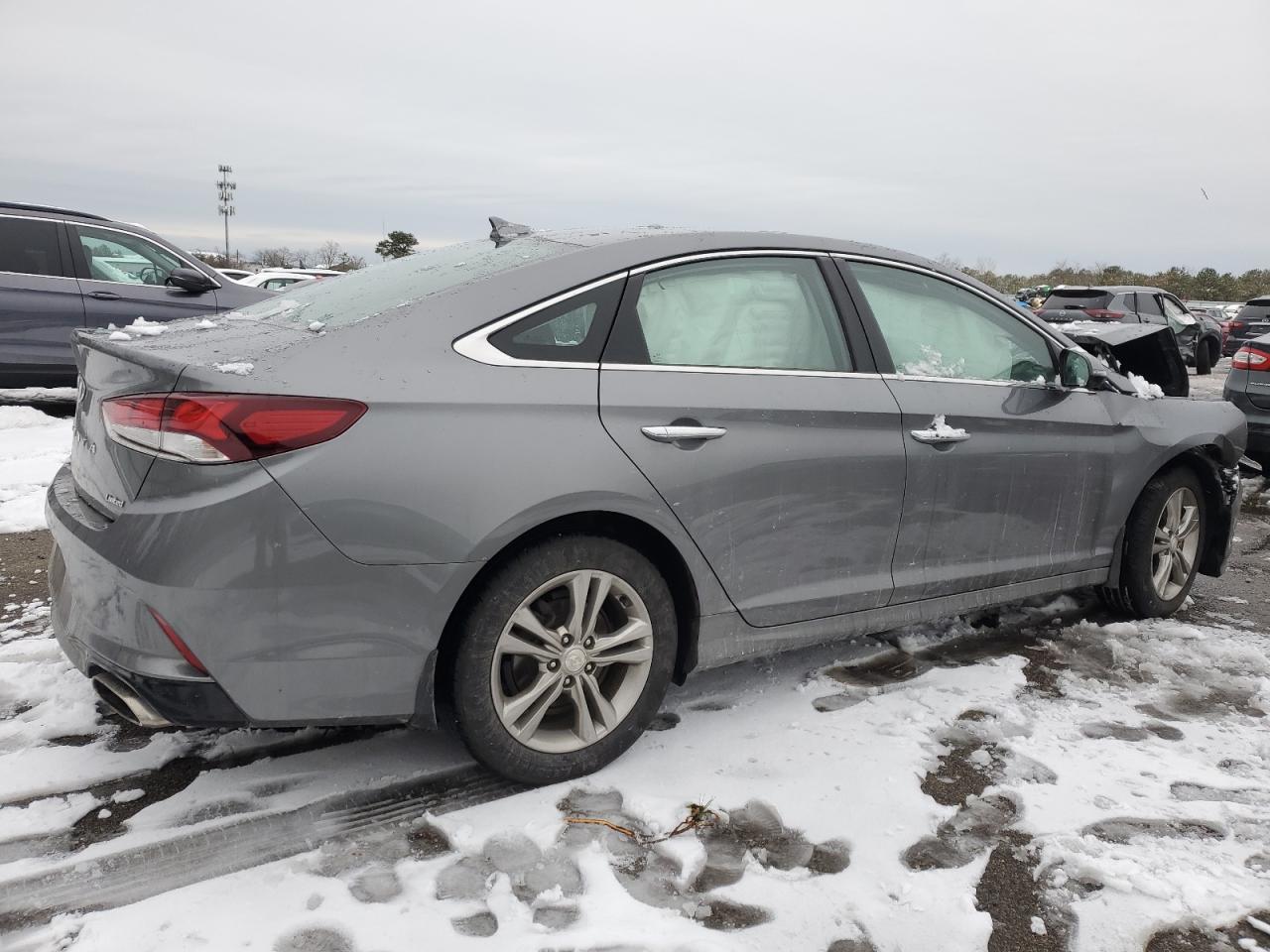 2019 Hyundai Sonata VIN 5NPE34AF0KH814288 Copart auction photo, front end / minor dent/scratches damage thumbnail 3
