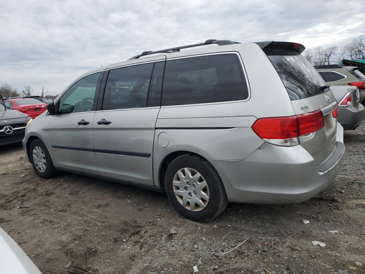 2008 Honda Odyssey VIN 5FNRL382X8B108001 Copart auction photo, rear end / front end damage thumbnail 2