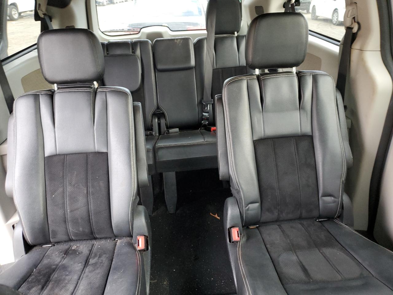 2017 Dodge Caravan VIN 2C4RDGCG8HR685878 Copart auction photo, front end / undercarriage damage thumbnail 10
