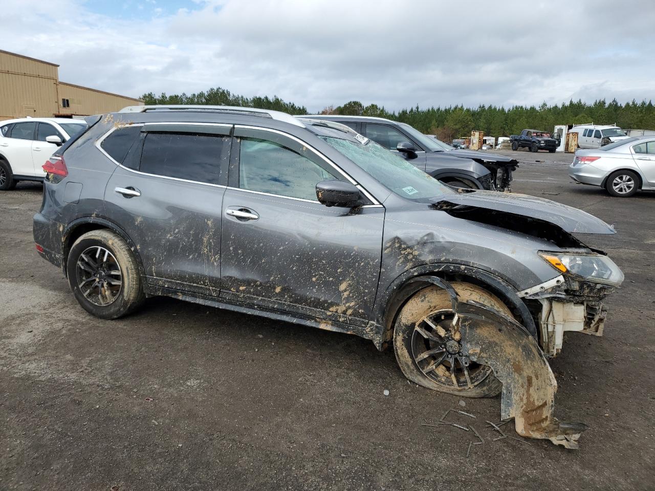 2017 Nissan Rogue VIN 5N1AT2MT6HC844805 Copart auction photo, all over damage thumbnail 4