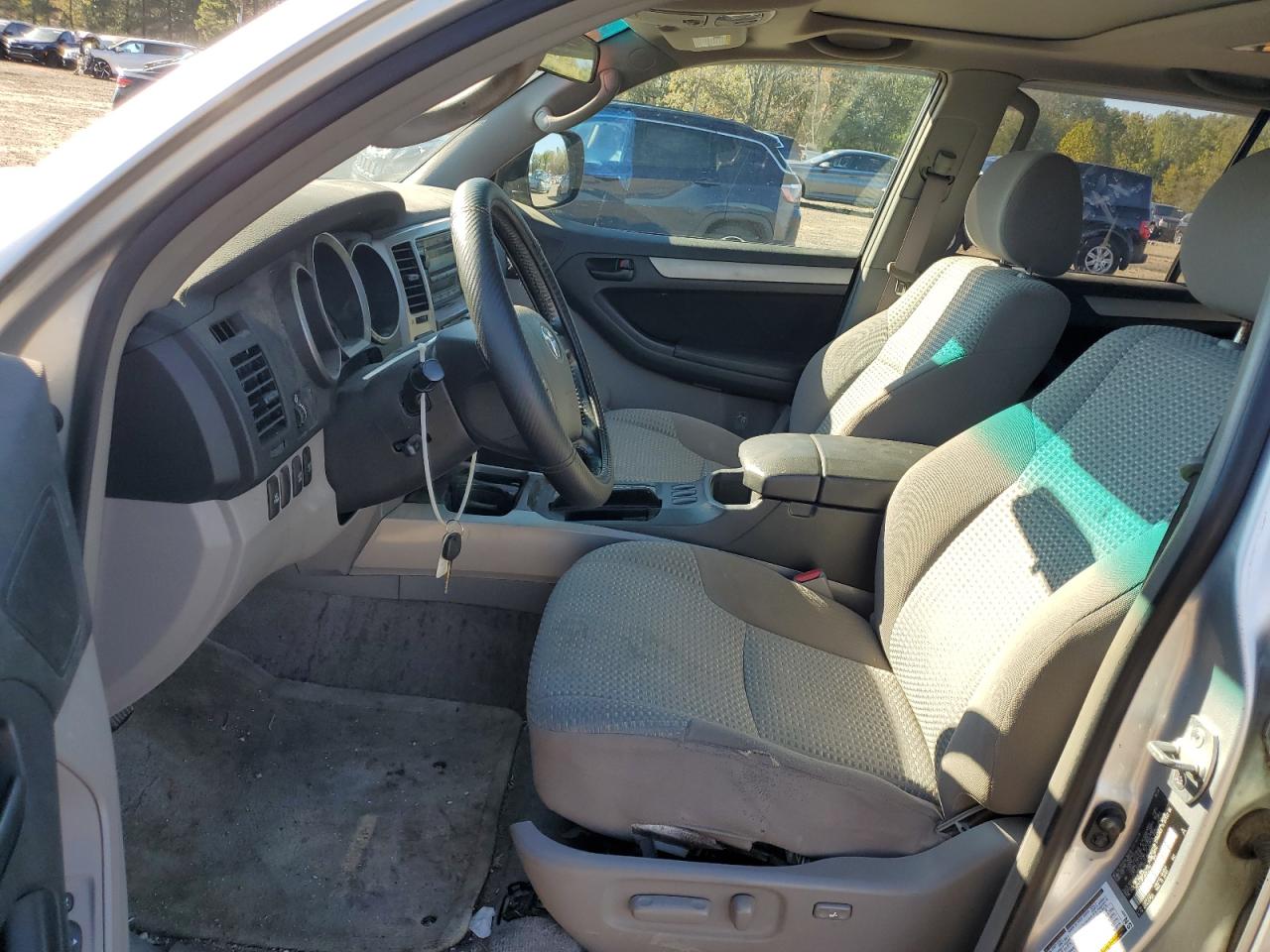 2006 Toyota 4Runner VIN JTEZU14R168062765 Copart auction photo, front end / minor dent/scratches damage thumbnail 7