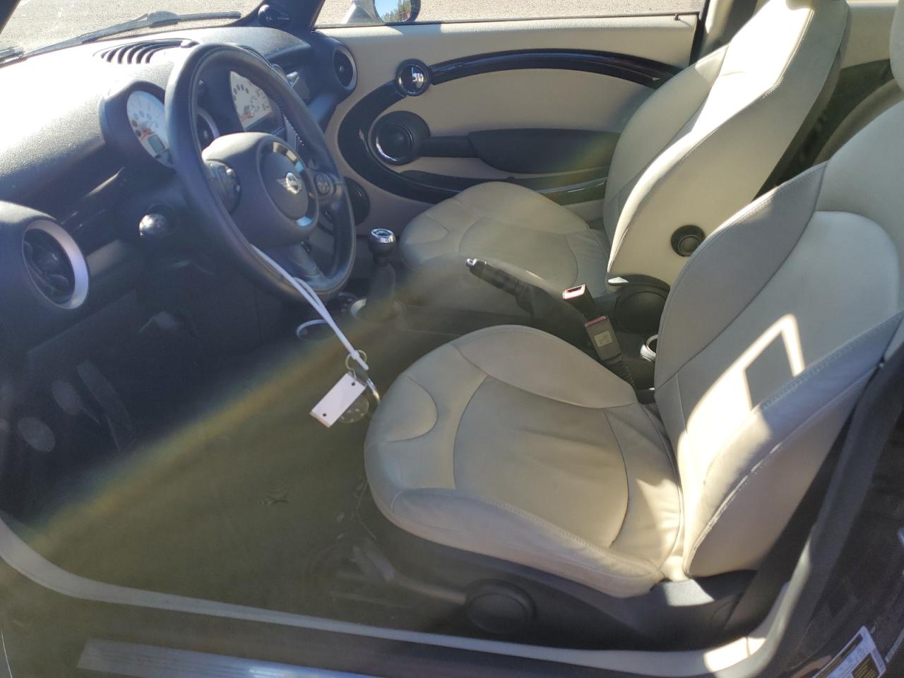 2011 MINI Cooper VIN WMWSU3C56BT099458 Copart auction photo, all over damage thumbnail 7