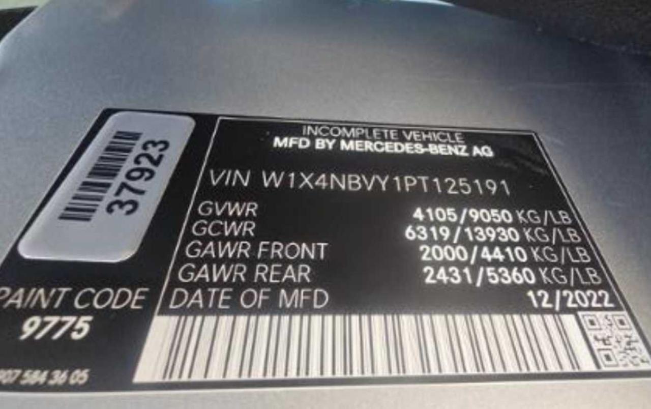 2023 Mercedes-Benz Sprinter VIN W1X4NBVY1PT125191 Copart auction photo, normal wear / minor dent/scratches damage thumbnail 10