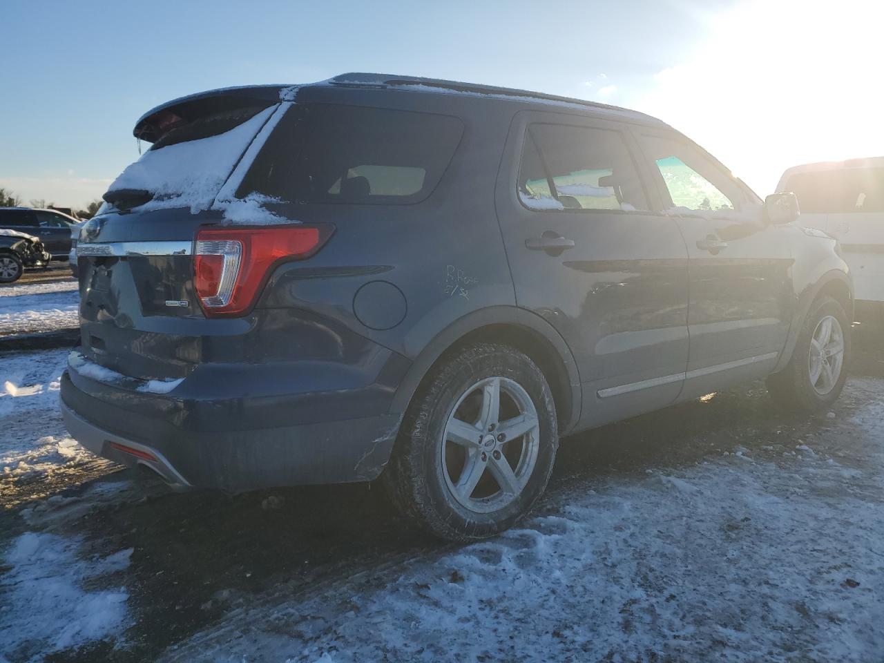 2016 Ford Explorer VIN 1FM5K8DH1GGC97498 Copart auction photo, rear end damage thumbnail 3