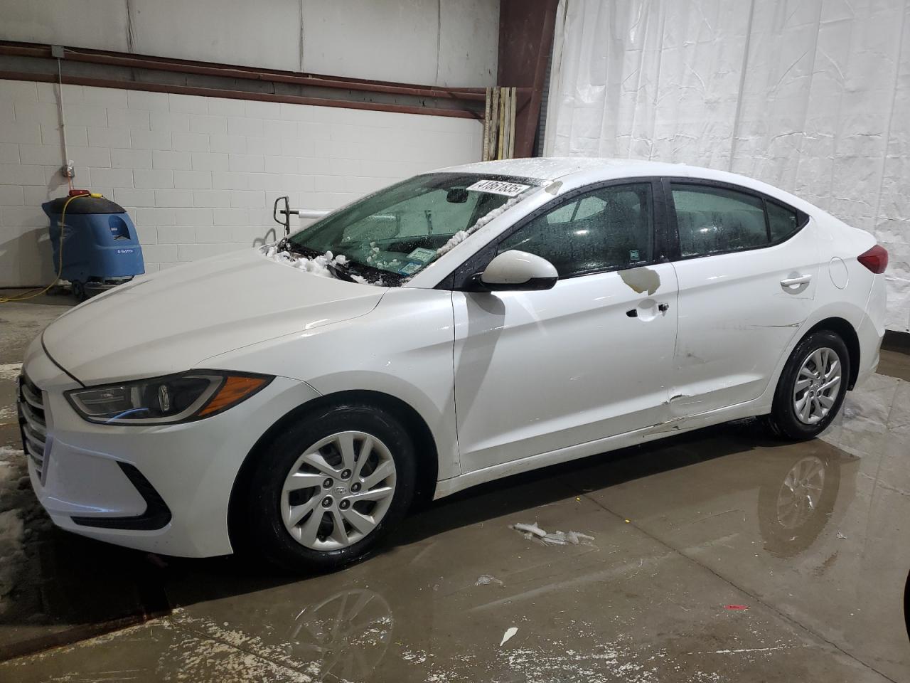 2017 Hyundai Elantra VIN 5NPD74LF6HH164923