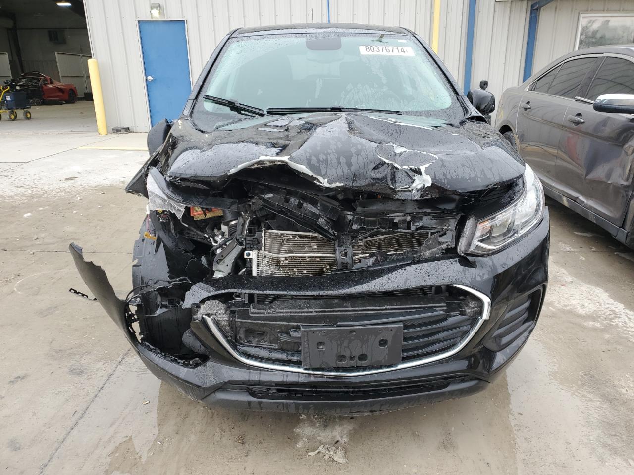 2022 Chevrolet Trax VIN KL7CJNSM9NB555433 Copart auction photo, front end damage thumbnail 5
