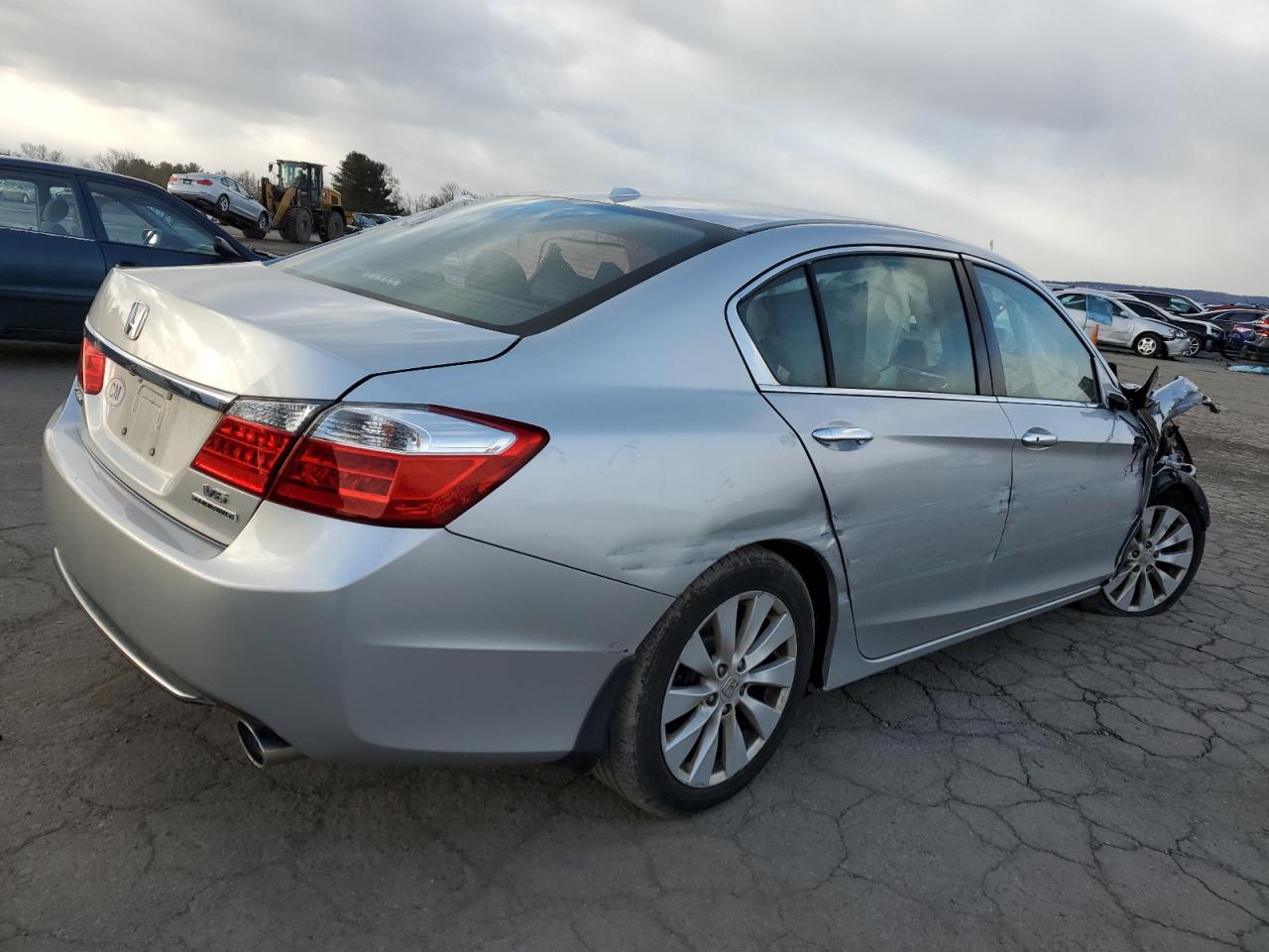 2014 Honda Accord VIN 1HGCR3F90EA001940 Copart auction photo, front end / side damage thumbnail 3