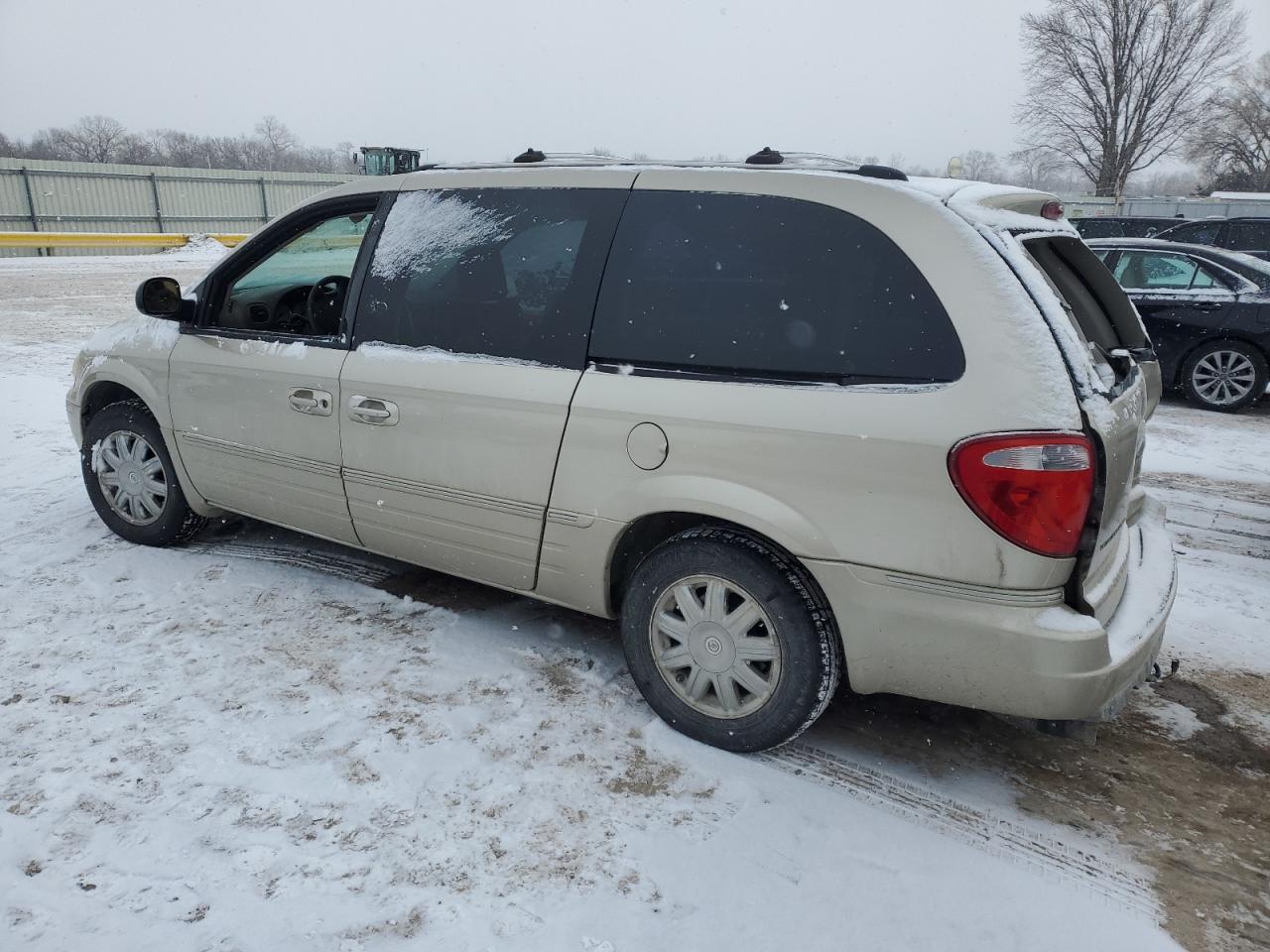 2005 Chrysler Town & Country VIN 2C8GP64L25R473914 Copart auction photo, rear end damage thumbnail 2