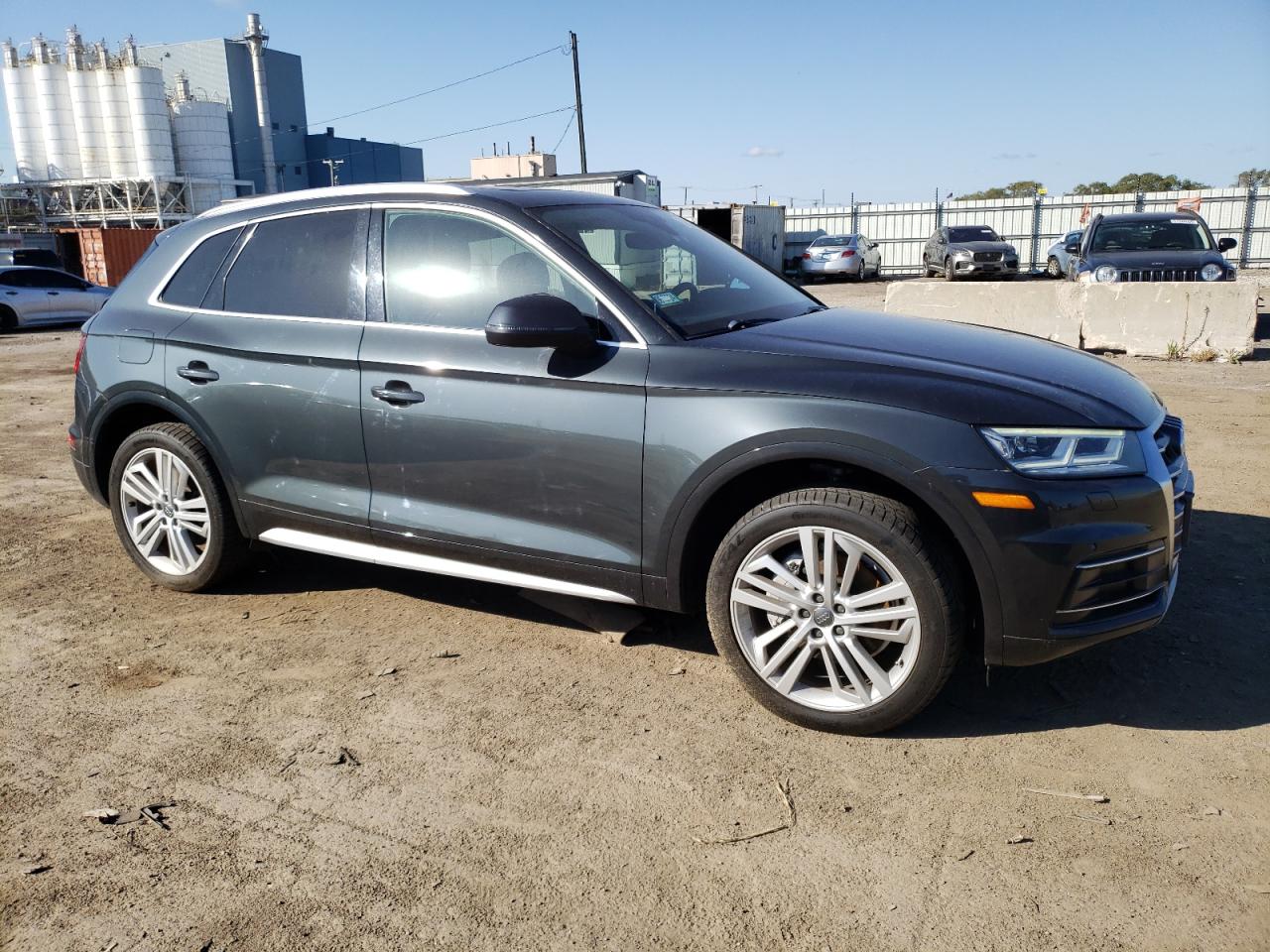 2018 Audi Q5 VIN WA1BNAFY0J2011223 Copart auction photo, water/flood / front end damage thumbnail 4