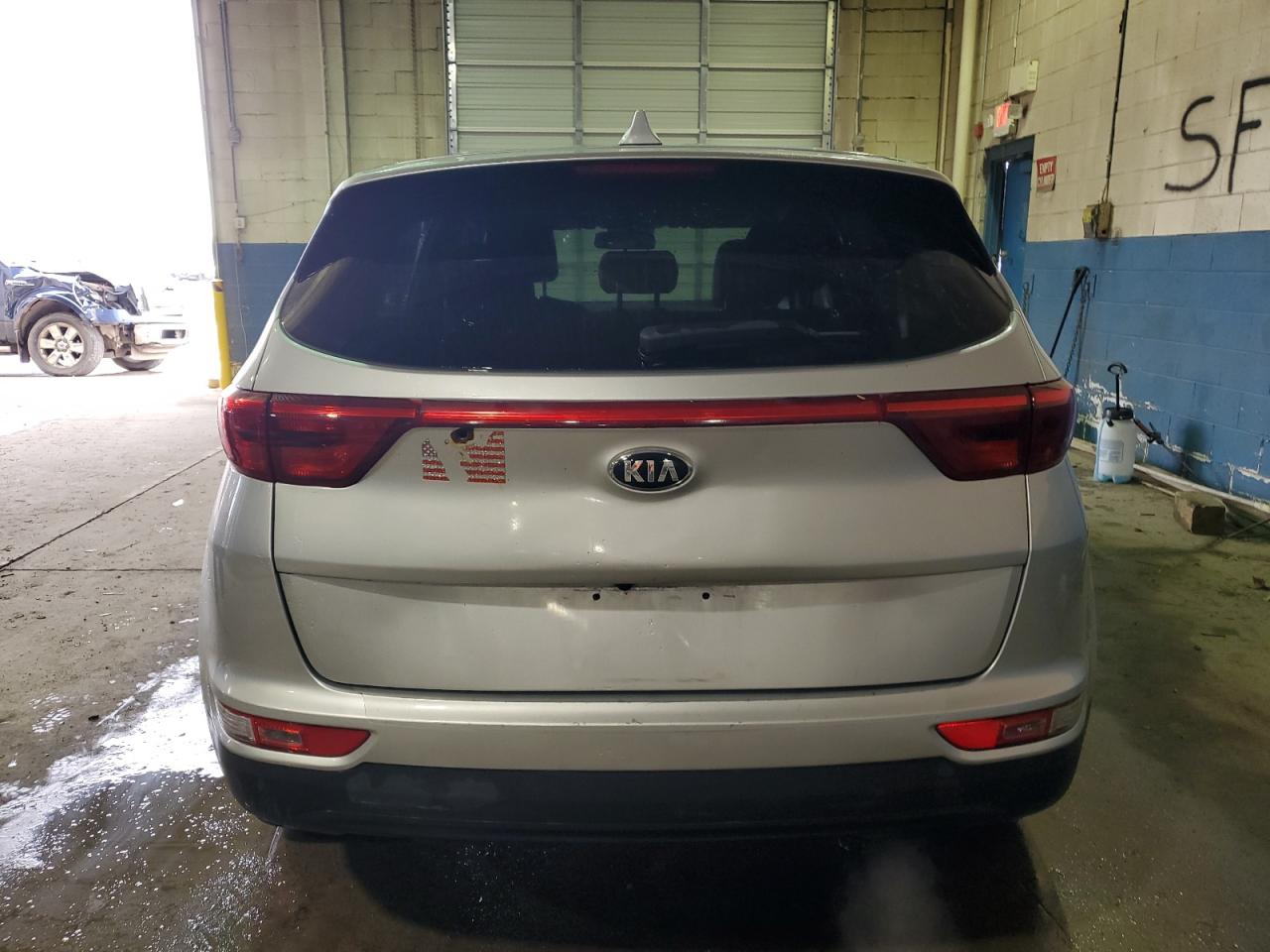 2019 KIA Sportage VIN KNDPM3AC5K7525546 Copart auction photo, rear end / top/roof damage thumbnail 6