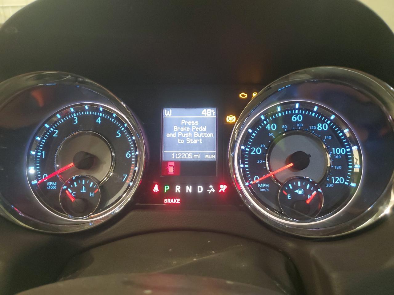 2015 Chrysler Town & Country VIN 2C4RC1BG4FR525219 Copart auction photo, front end / side damage thumbnail 9