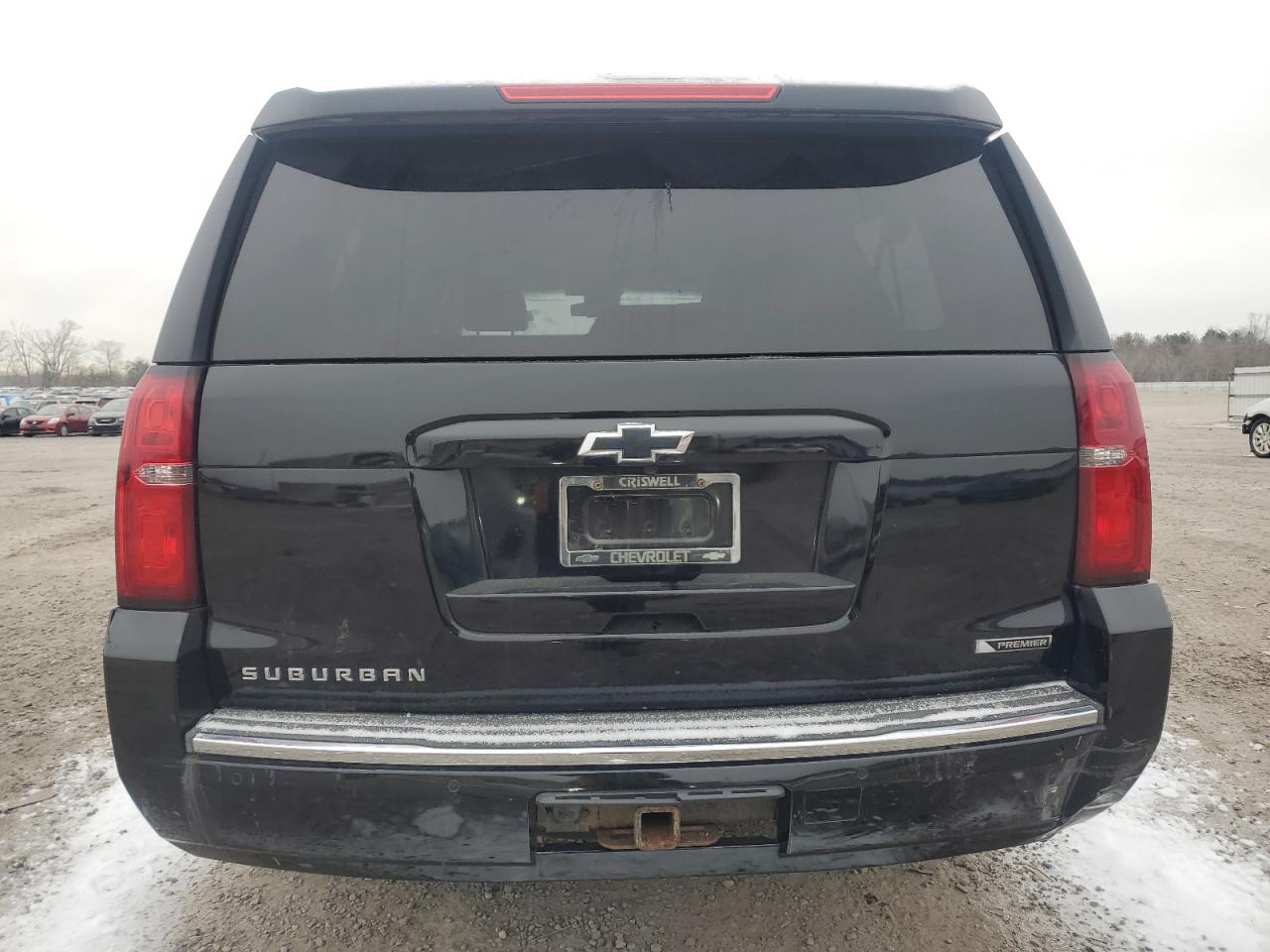 2018 Chevrolet Suburban VIN 1GNSKJKC3JR393982 Copart auction photo, front end / side damage thumbnail 6