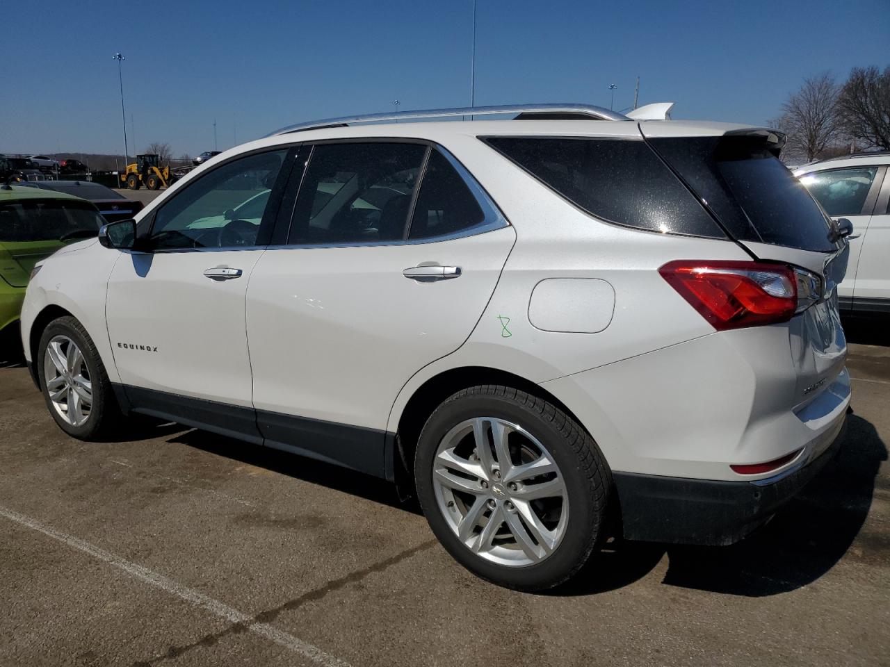 2020 Chevrolet Equinox VIN 3GNAXPEX1LS673222 Copart auction photo, rear end / front end damage thumbnail 2
