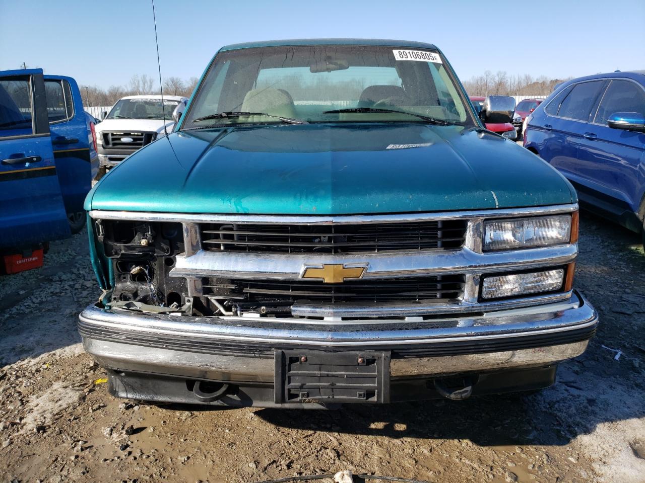 1994 Chevrolet GMT-400 VIN 1GCEK19KXRE220918 Copart auction photo, front end damage thumbnail 5