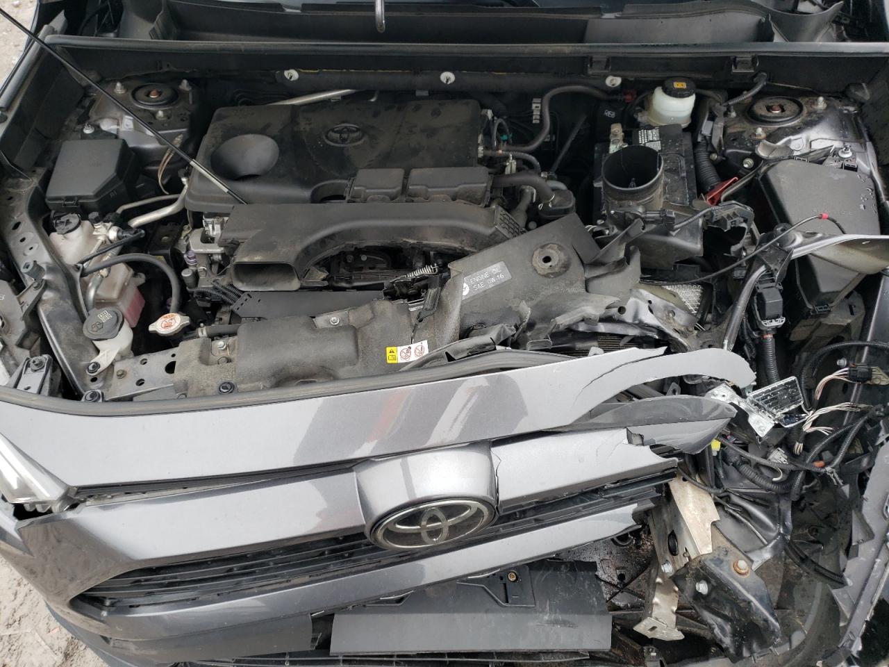 2019 Toyota RAV 4 VIN JTMP1RFV6KD007128 Copart auction photo, front end / minor dent/scratches damage thumbnail 12