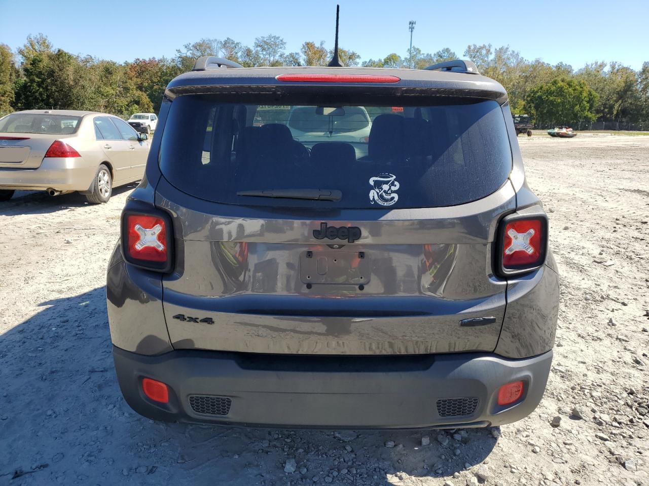 2017 Jeep Renegade VIN ZACCJBBB8HPG55405 Copart auction photo, all over damage thumbnail 6