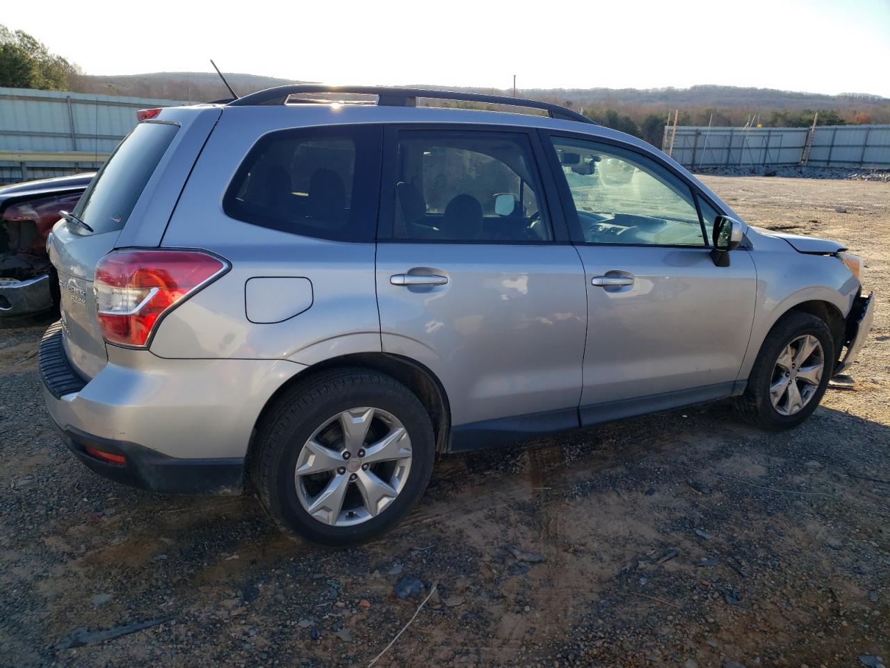 2015 Subaru Forester VIN JF2SJADC2FH460529 Copart auction photo, front end / side damage thumbnail 3