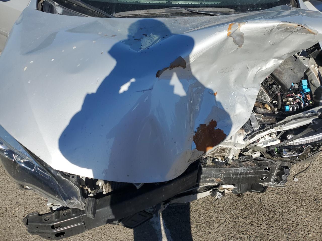 2019 Toyota Corolla VIN 5YFBURHE6KP894225 Copart auction photo, front end / minor dent/scratches damage thumbnail 12