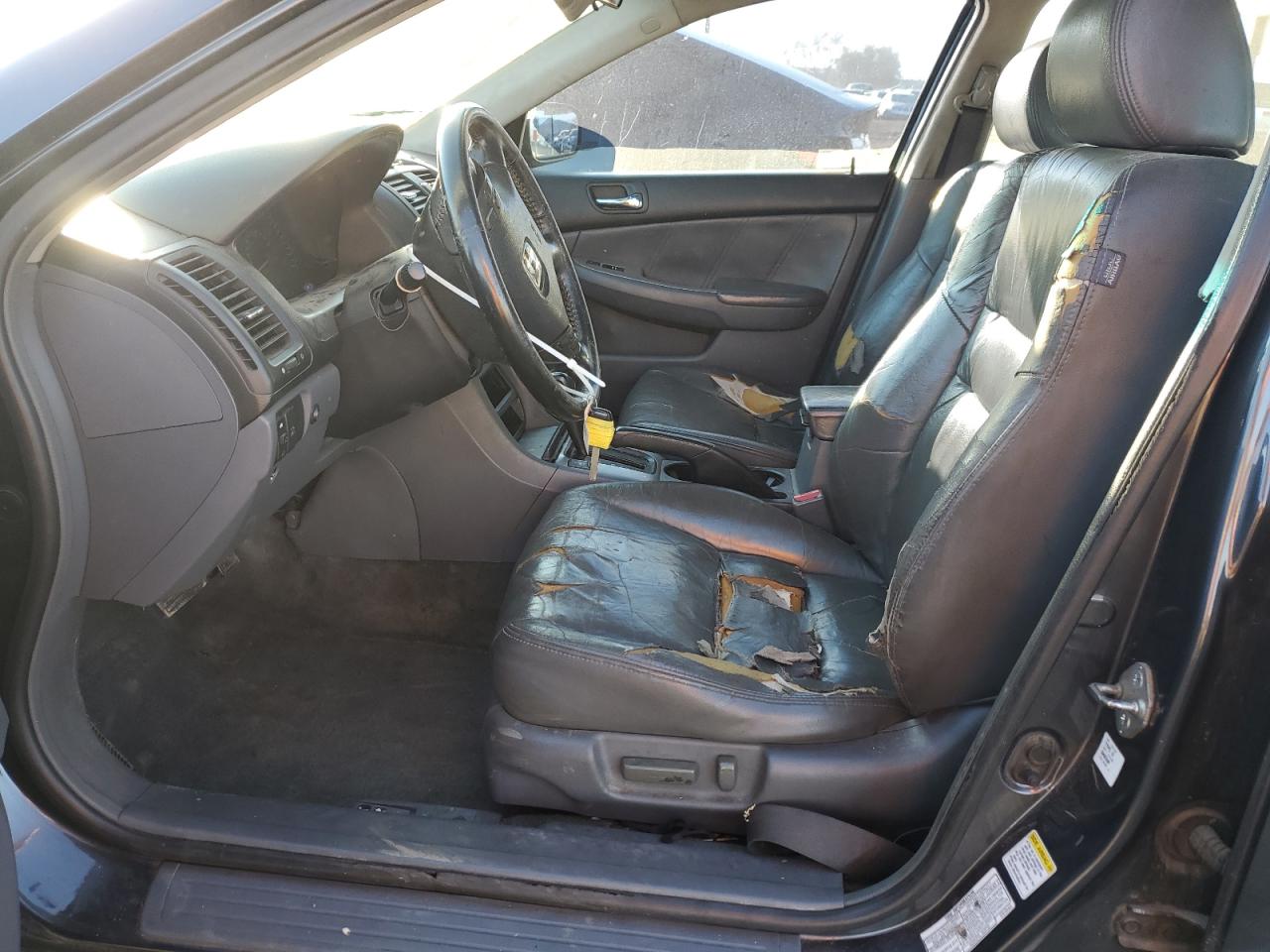 2003 Honda Accord VIN 1HGCM66883A046550 Copart auction photo, front end / rear end damage thumbnail 7