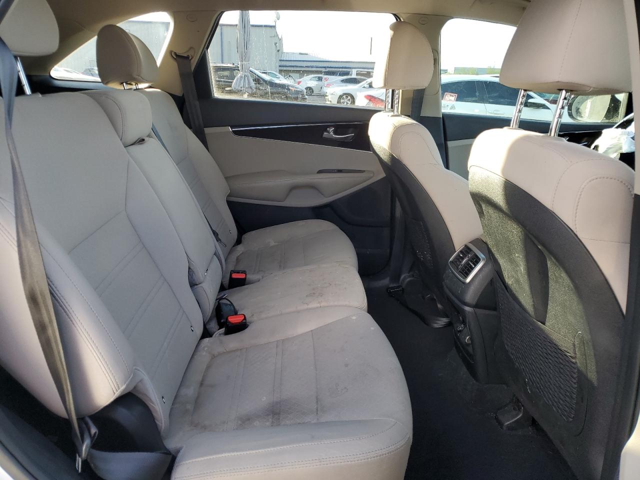 2019 KIA Sorento VIN 5XYPG4A35KG505944 Copart auction photo, front end damage thumbnail 11