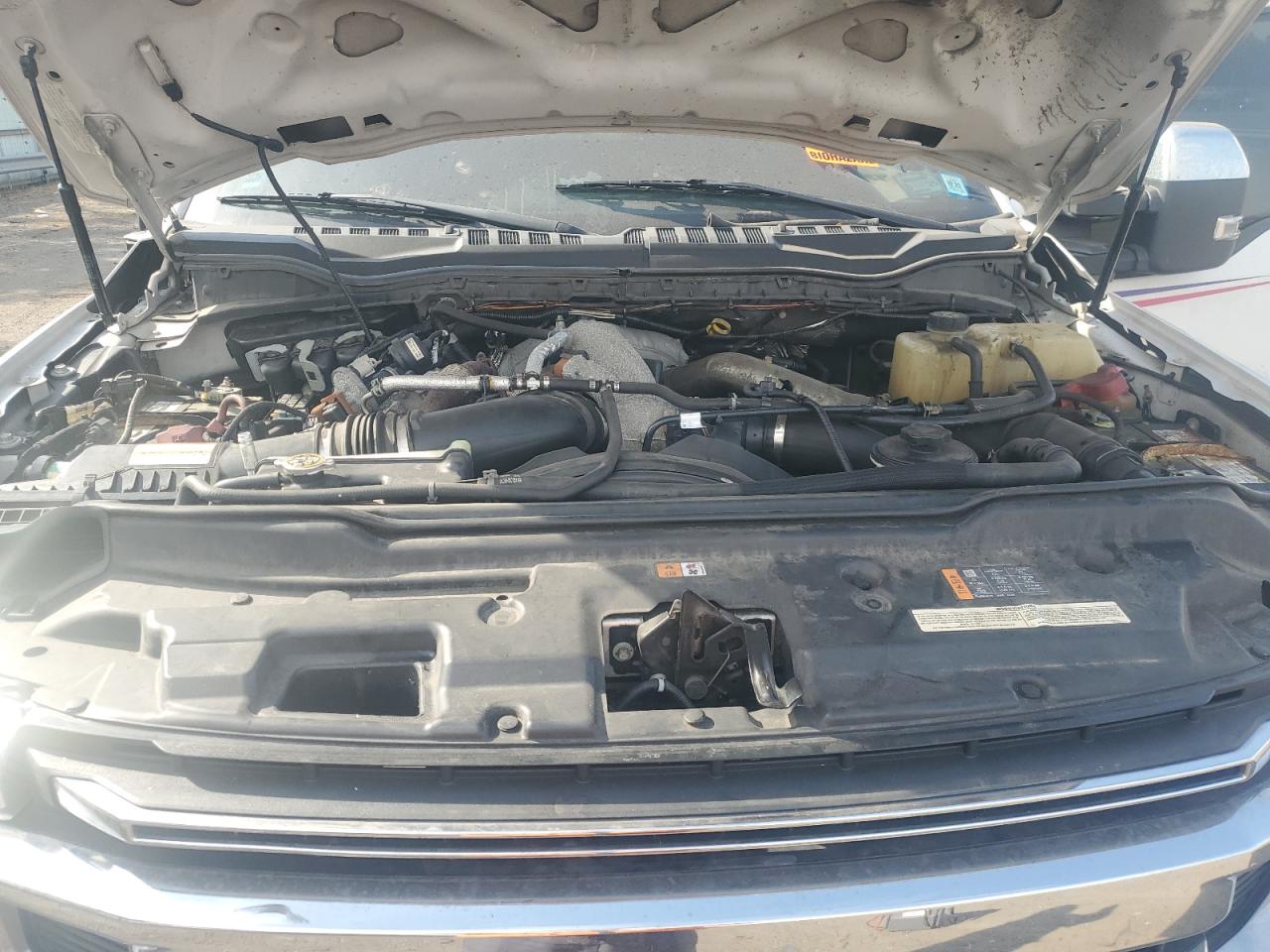 2020 Ford F450 VIN 1FDUF4HT6LEC57690 Copart auction photo, water/flood damage thumbnail 13