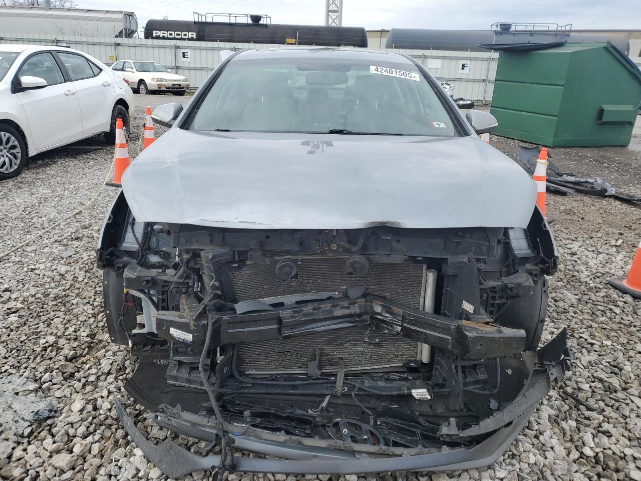 2016 Hyundai Sonata VIN 5NPE34AF8GH426796 Copart auction photo, front end / side damage thumbnail 5