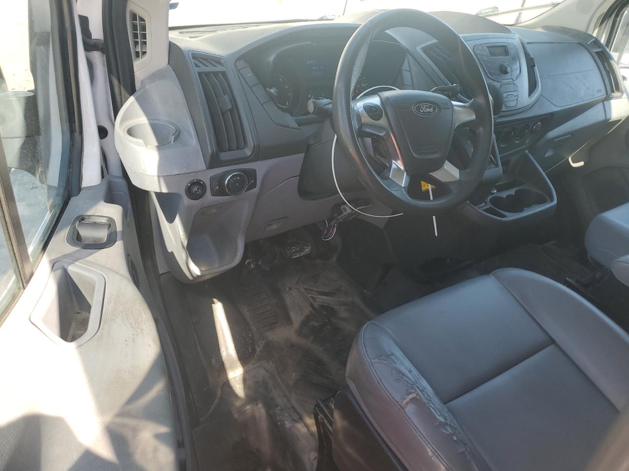 2015 Ford Transit VIN 1FTNR1YG6FKB25682 Copart auction photo, rear end damage thumbnail 8