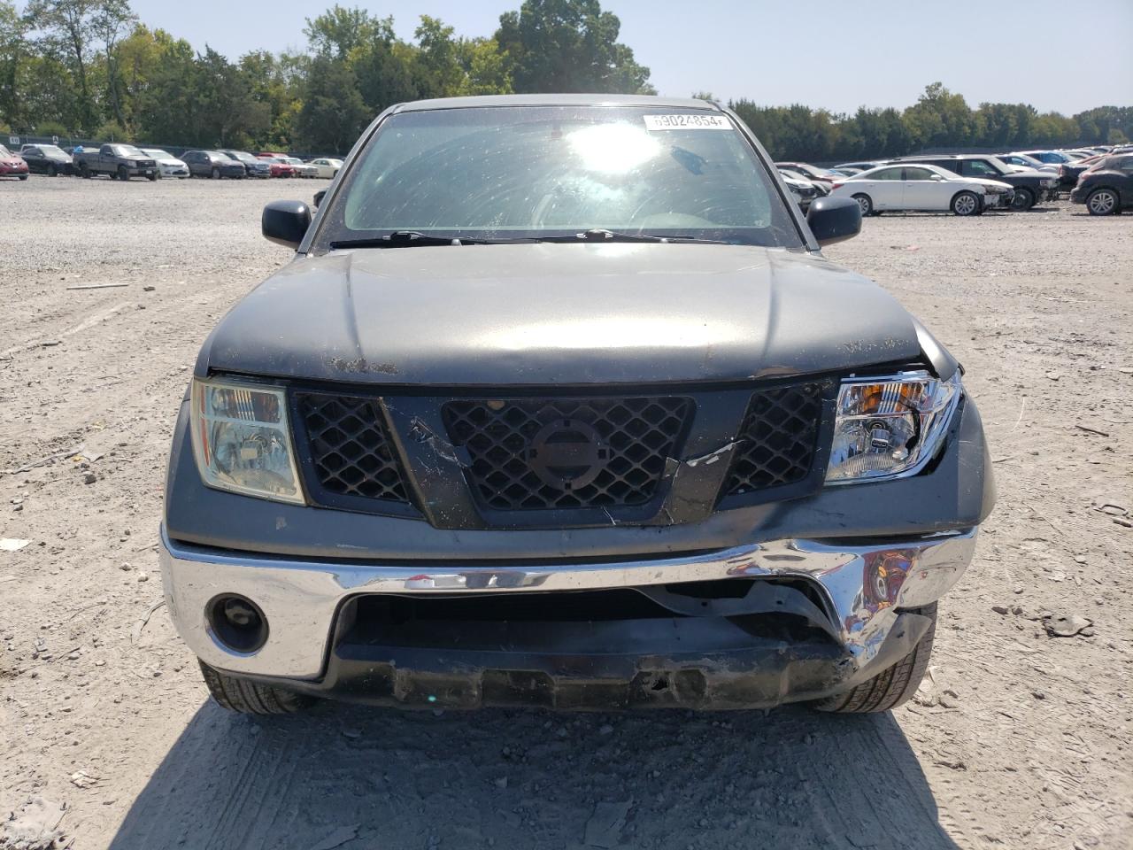 2006 Nissan Navara (Frontier) VIN 1N6AD07UX6C470977 Copart auction photo, front end damage thumbnail 5