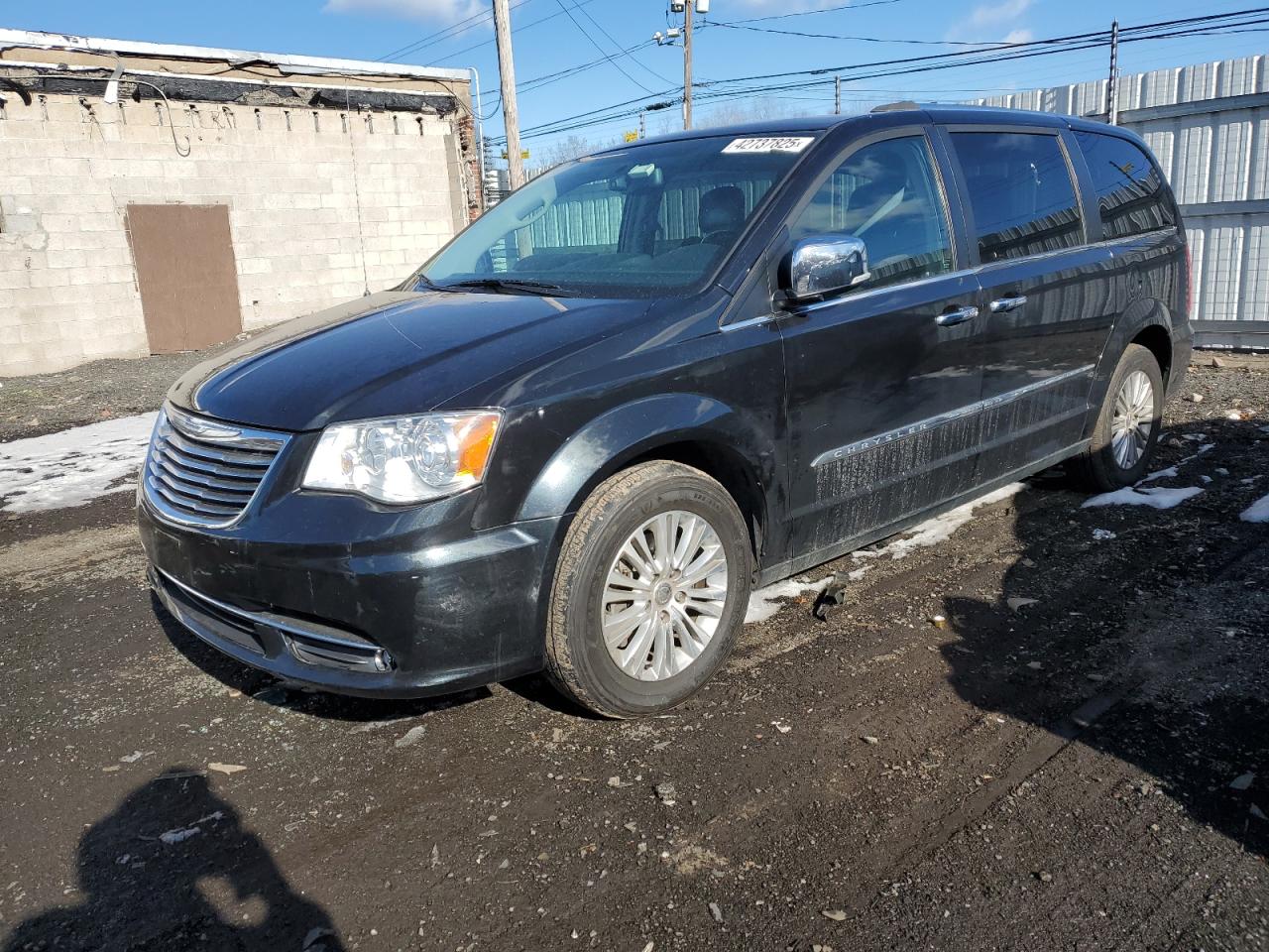 2015 Chrysler Town & Country VIN 2C4RC1GGXFR619226