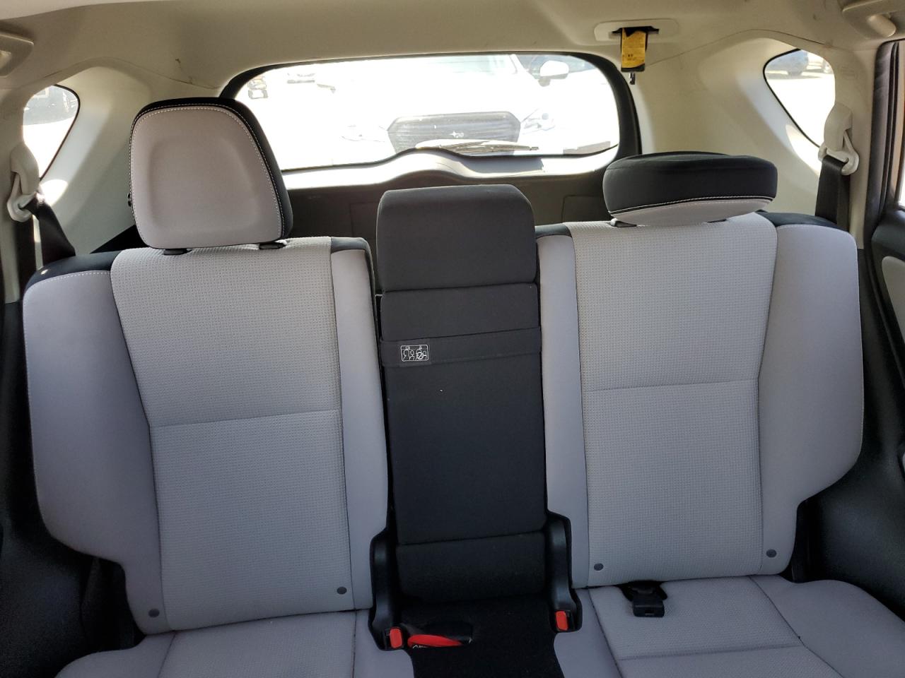 2016 Toyota RAV 4 VIN JTMRJREV8GD013028 Copart auction photo, front end damage thumbnail 10