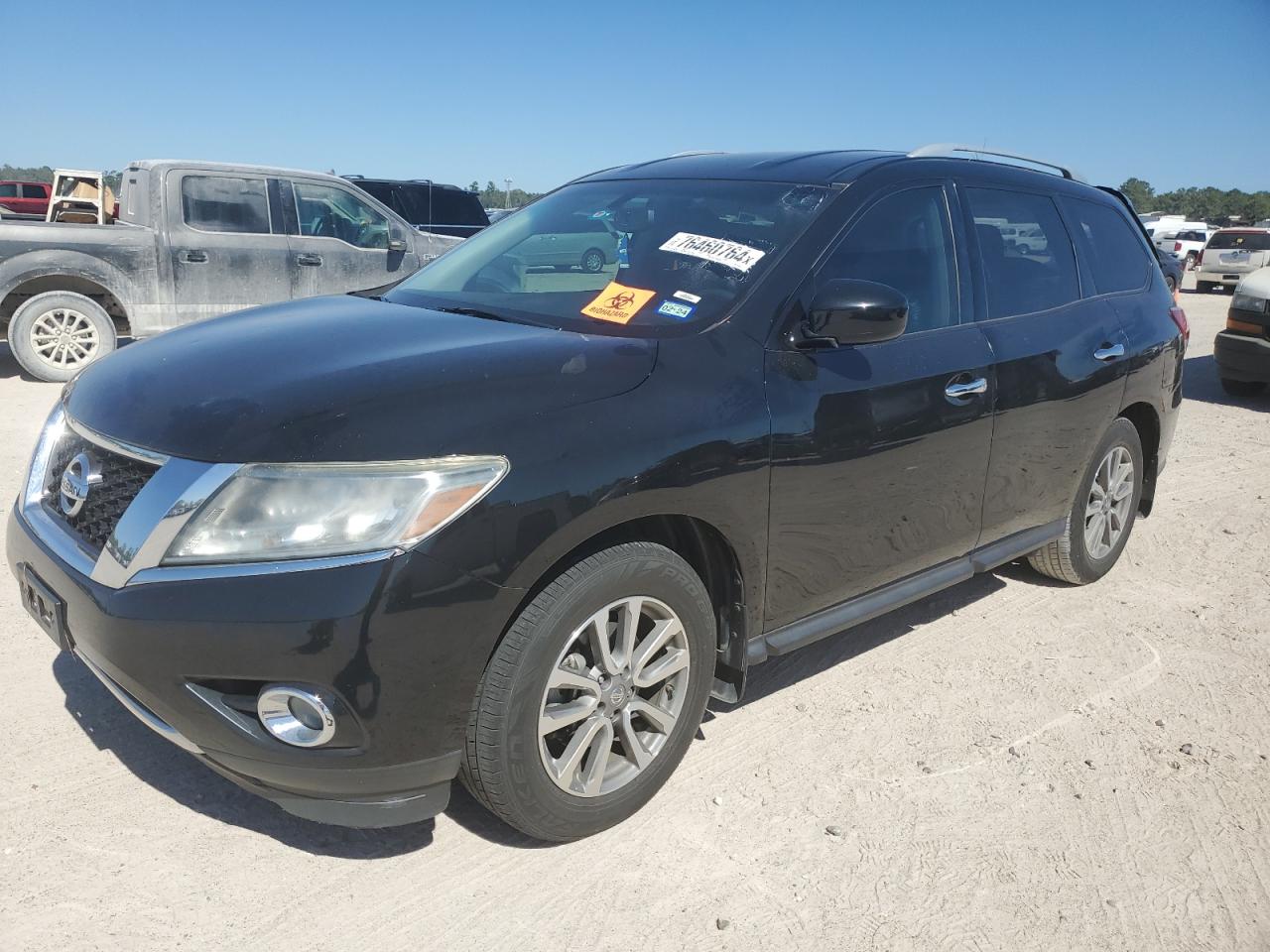 2016 Nissan Pathfinder VIN 5N1AR2MN0GC624638