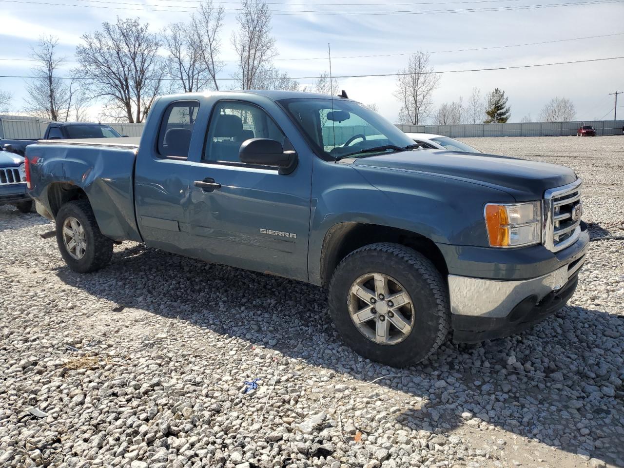 2011 GMC Sierra VIN 1GTR2VE38BZ398803 Copart auction photo, all over damage thumbnail 4