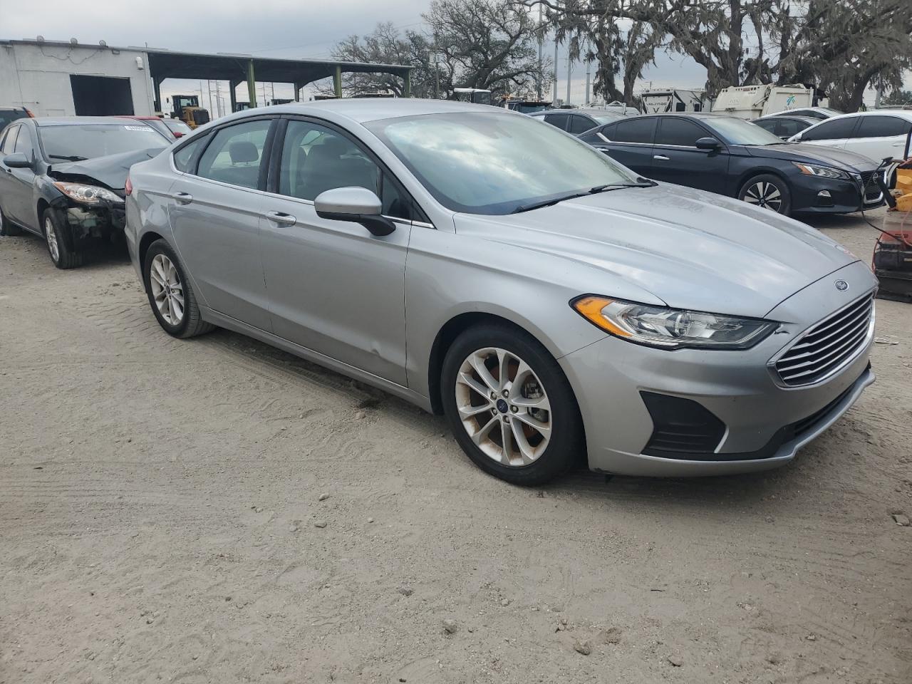 2020 Ford Fusion VIN 3FA6P0HD0LR139293 Copart auction photo, water/flood damage thumbnail 4