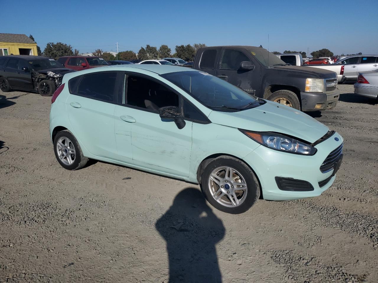 2017 Ford Fiesta VIN 3FADP4EJ0HM128842 Copart auction photo, front end / side damage thumbnail 4