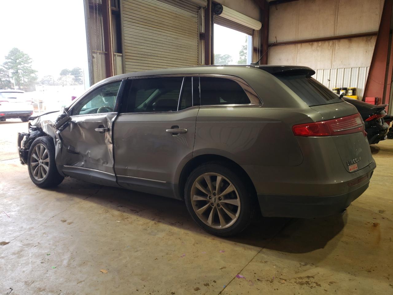 2012 Lincoln MKT VIN 2LMHJ5AT5CBL54931 Copart auction photo, front end / side damage thumbnail 2