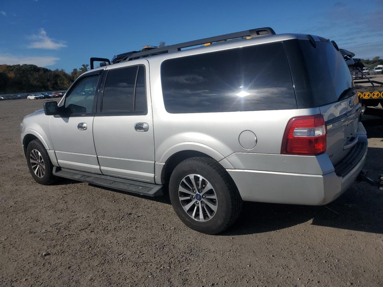 2015 Ford Expedition VIN 1FMJK1JT6FEF38514 Copart auction photo, front end / minor dent/scratches damage thumbnail 2