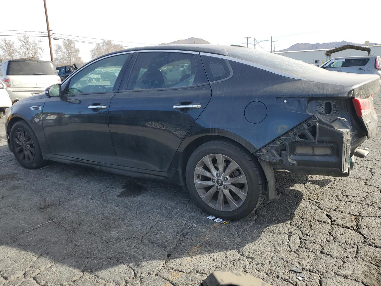 2016 KIA Optima VIN 5XXGU4L30GG108675 Copart auction photo, rear end / side damage thumbnail 2