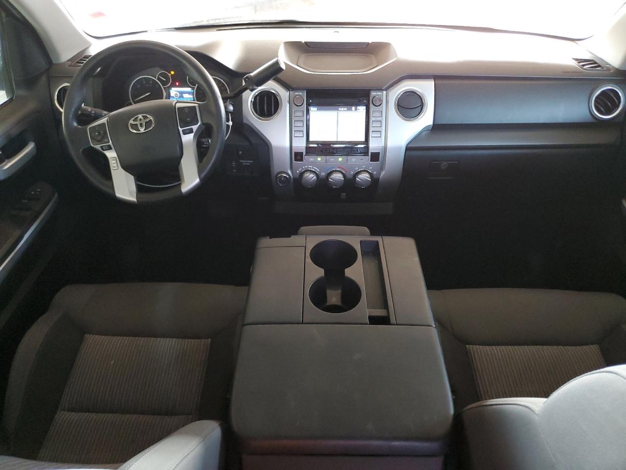 2016 Toyota Tundra VIN 5TFDW5F12GX567454 Copart auction photo, front end damage thumbnail 8
