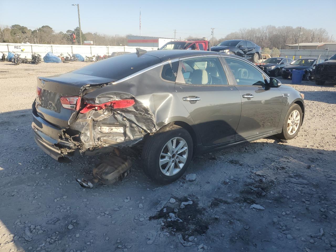2016 KIA Optima VIN 5XXGT4L32GG027552 Copart auction photo, rear end damage thumbnail 3