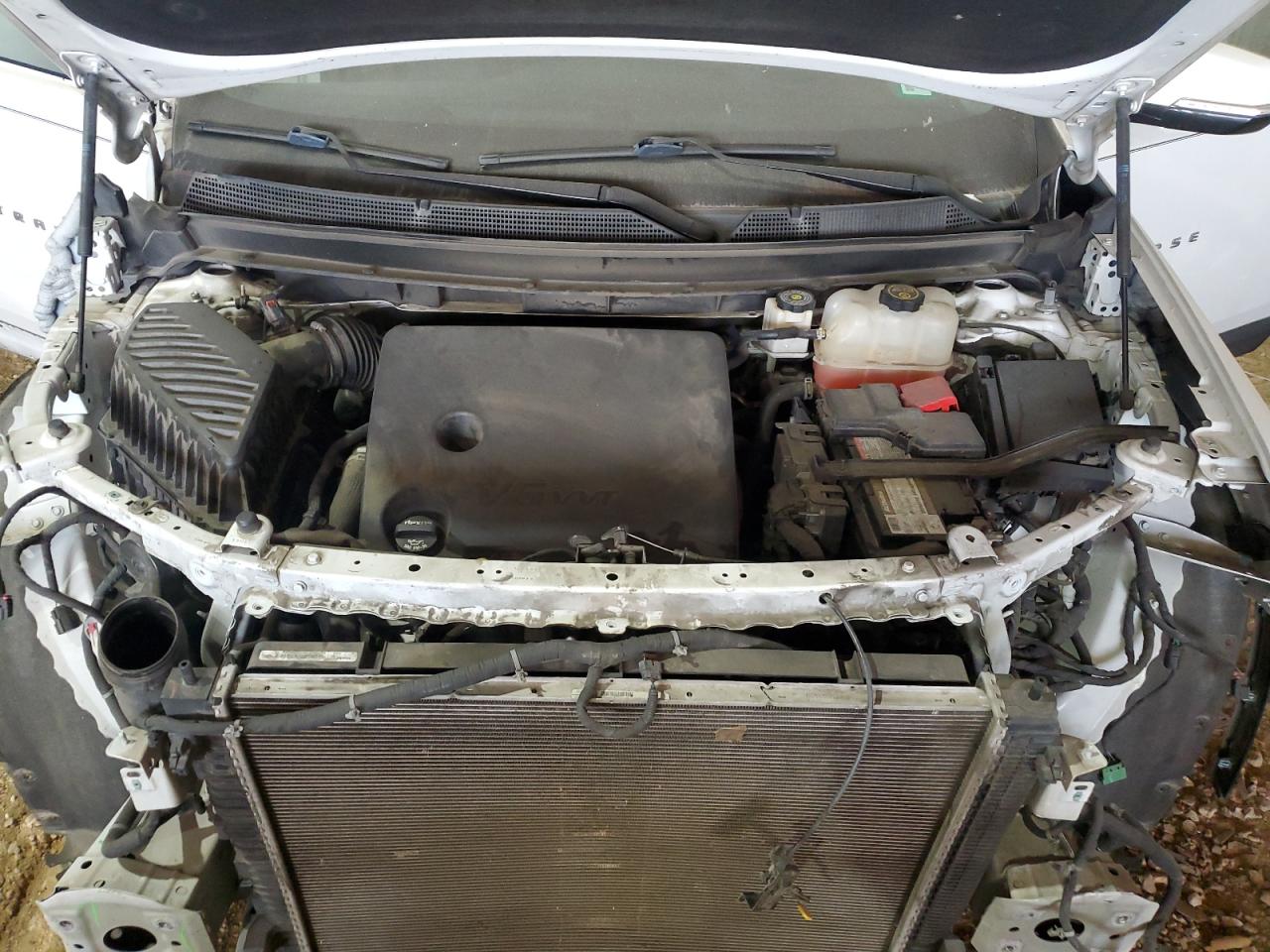 2019 Chevrolet Traverse VIN 1GNERGKWXKJ306715 Copart auction photo, front end / side damage thumbnail 12