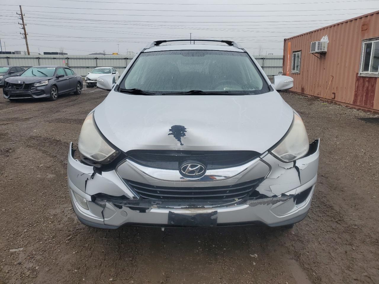 2012 Hyundai Tucson VIN KM8JU3AC2CU375500 Copart auction photo, front end damage thumbnail 5