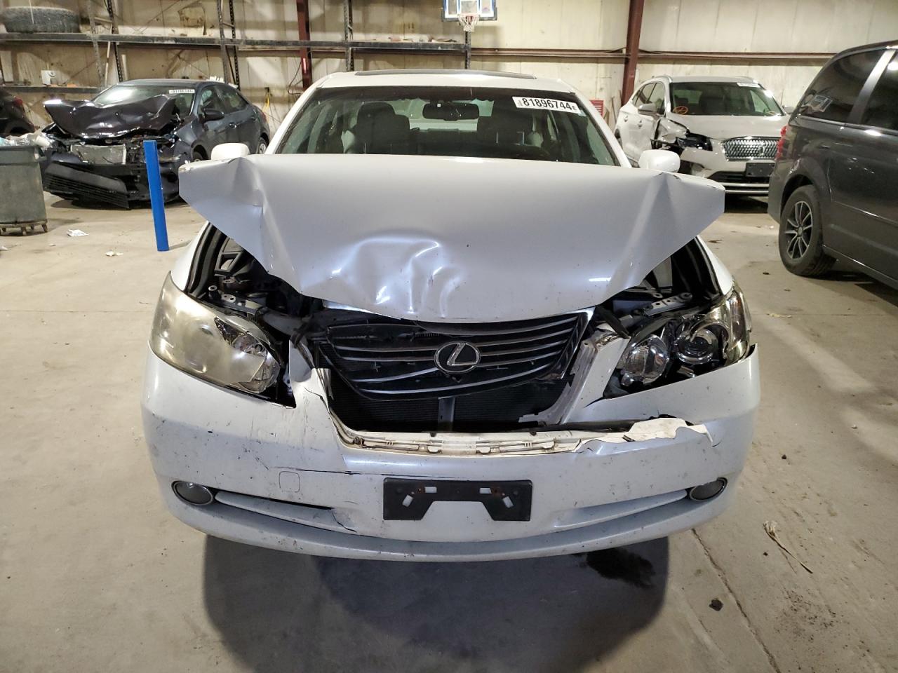 2009 Lexus ES VIN JTHBJ46G792293560 Copart auction photo, front end / minor dent/scratches damage thumbnail 5